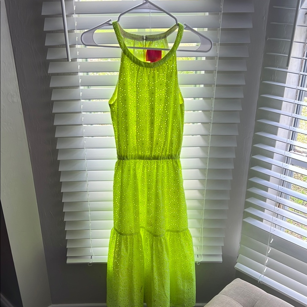 Vibrant Green Sleeveless Dress